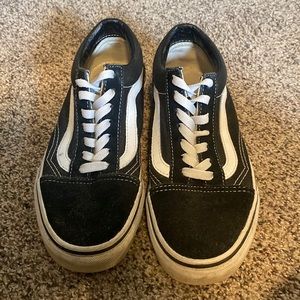 Vans - Black low top